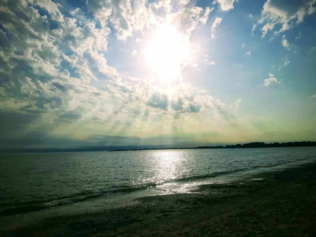 Ty Betahon - 200M De La Plage Ambon Экстерьер фото